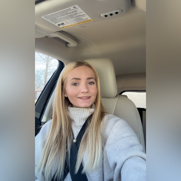 angelinarob2323